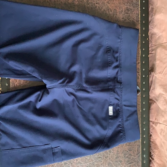 Figs navy scrub pants-xs petite - Picture 4 of 5